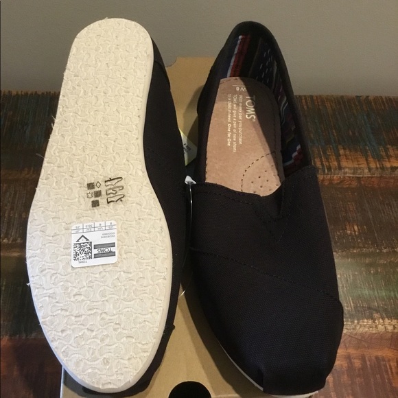 Classic black Toms - Picture 3 of 3